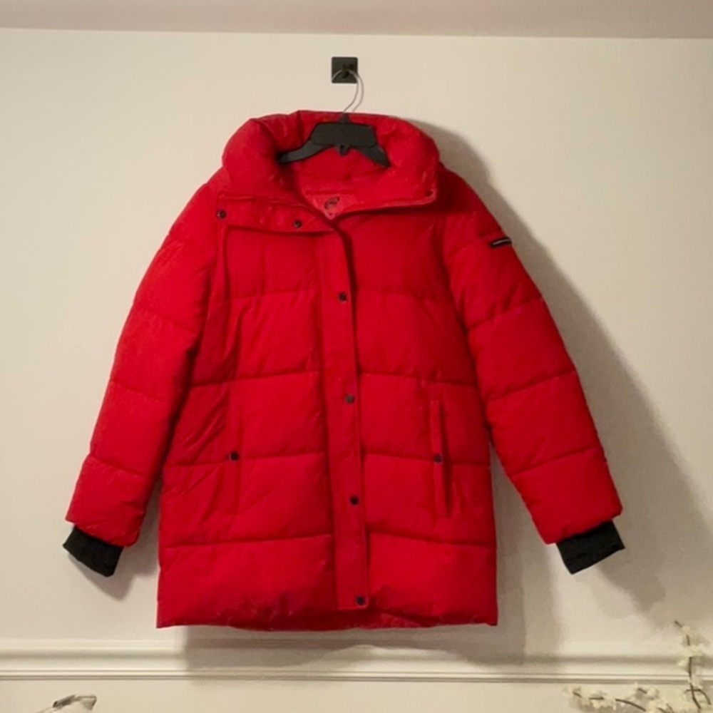 BCBGMaxAzria Bold Red Puffer Jacket - Picture 1 of 4